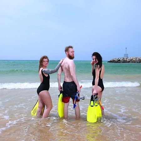 Hostel Bluefin Adventure And Deep Sea Fishing Hikkaduwa Zewnętrze zdjęcie