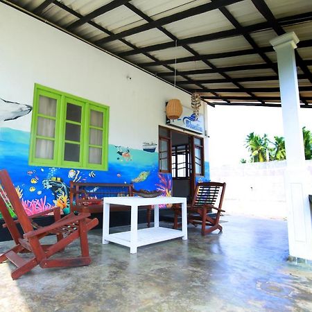 Hostel Bluefin Adventure And Deep Sea Fishing Hikkaduwa Zewnętrze zdjęcie